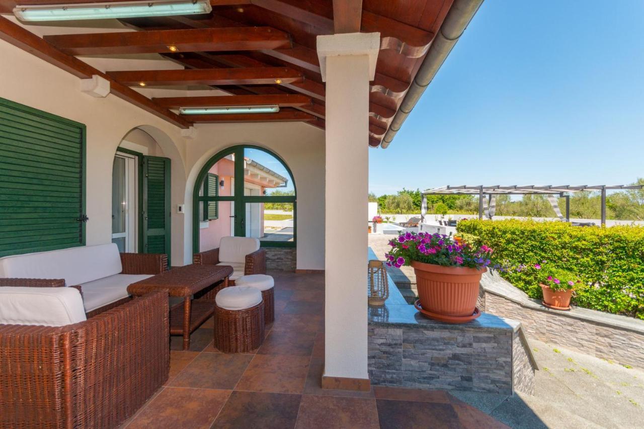 Villa Perini Dvori Donji Zemunik Ngoại thất bức ảnh