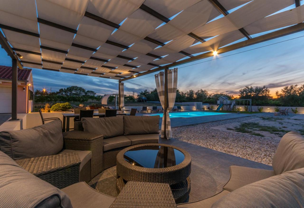 Villa Perini Dvori Donji Zemunik Ngoại thất bức ảnh