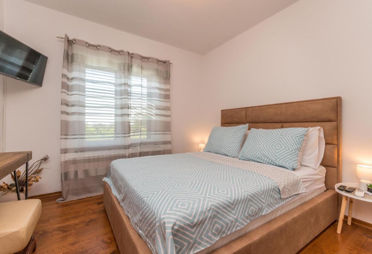 Villa Perini Dvori Donji Zemunik Ngoại thất bức ảnh